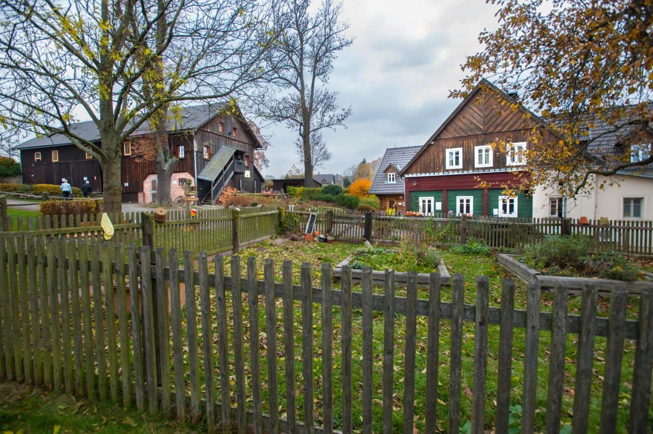 Penzion Na Stodolci Chřibská Eksteriør bilde